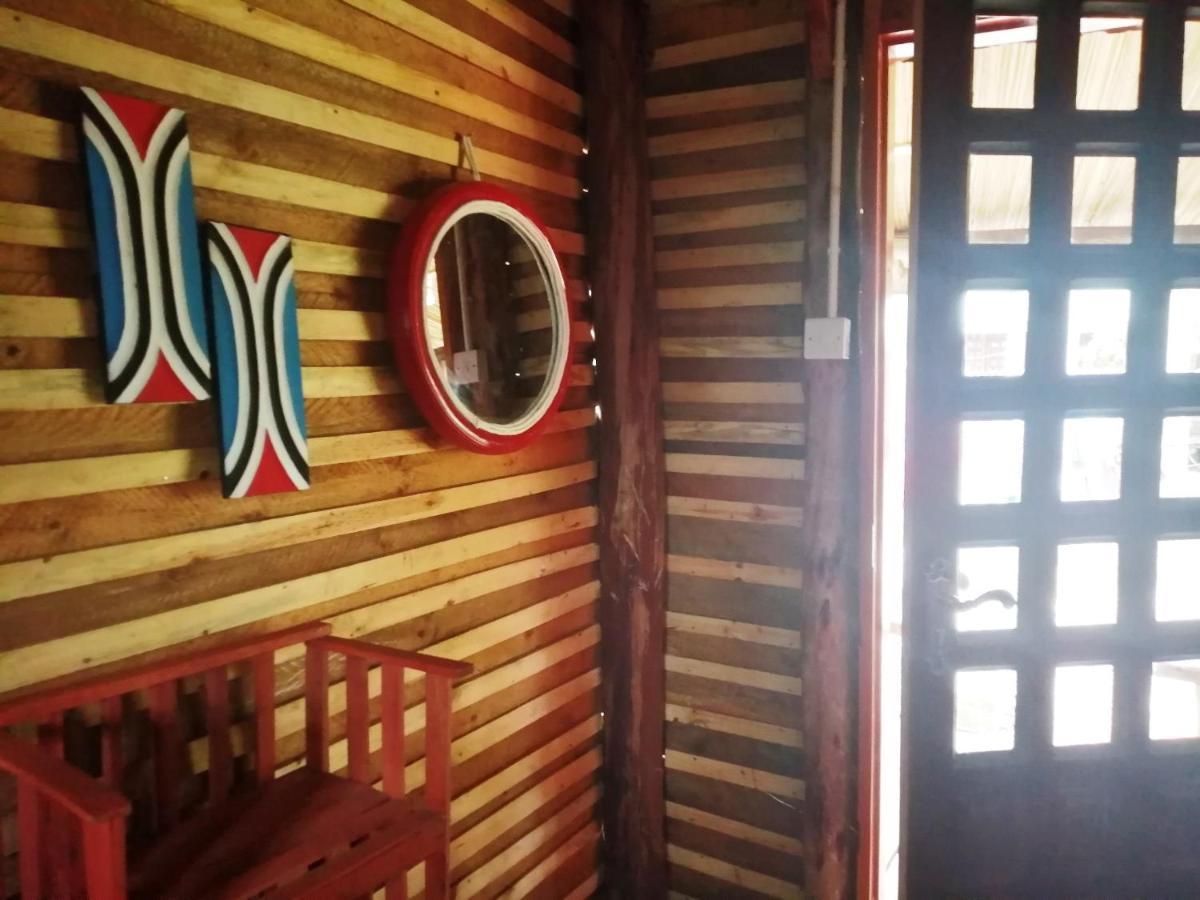 Murchison Backpackers Masindi Ngoại thất bức ảnh