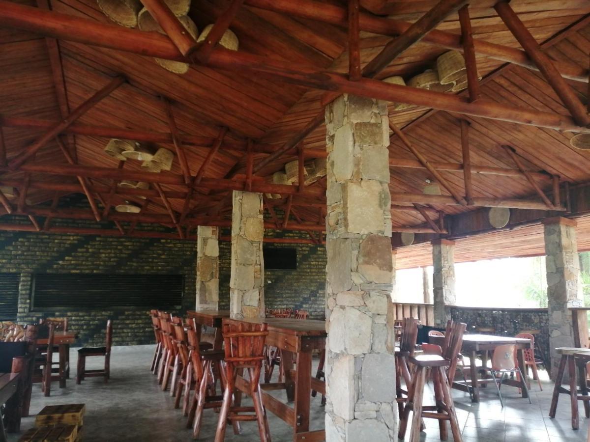 Murchison Backpackers Masindi Ngoại thất bức ảnh